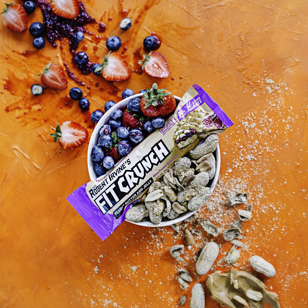 Robert Irvine's Fit Crunch Whey Protein Baked Bar - Peanut Butter and Jelly
