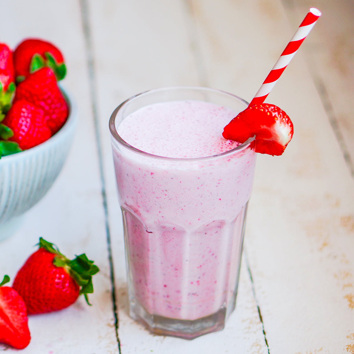 Inspire Strawberry White Chocolate Protein Powder - High-quality Protein Drinks at Store